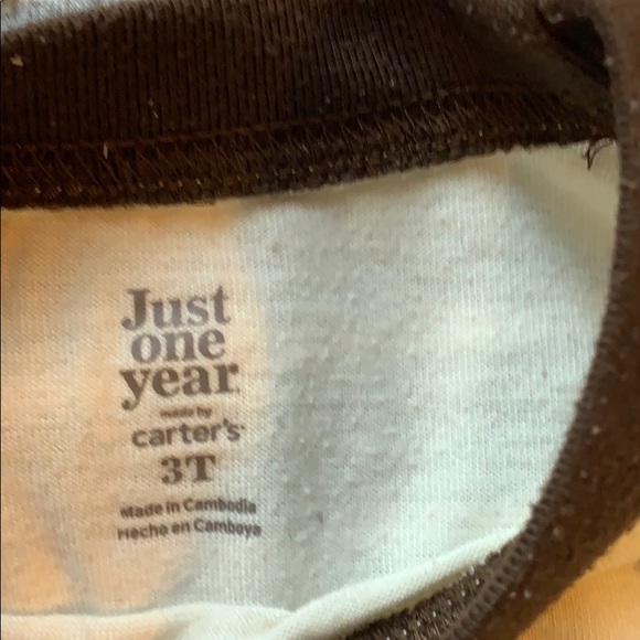 A 10 pc set mix of 5 onesies, 2 tops and 3 shorts - Picture 9 of 12